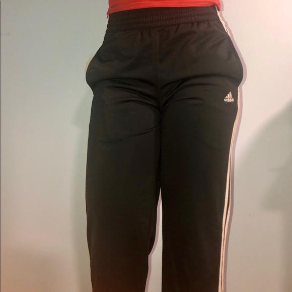 Adidas Training Wide Leg Sweatpants in Black🌸 - Picture 3 of 7